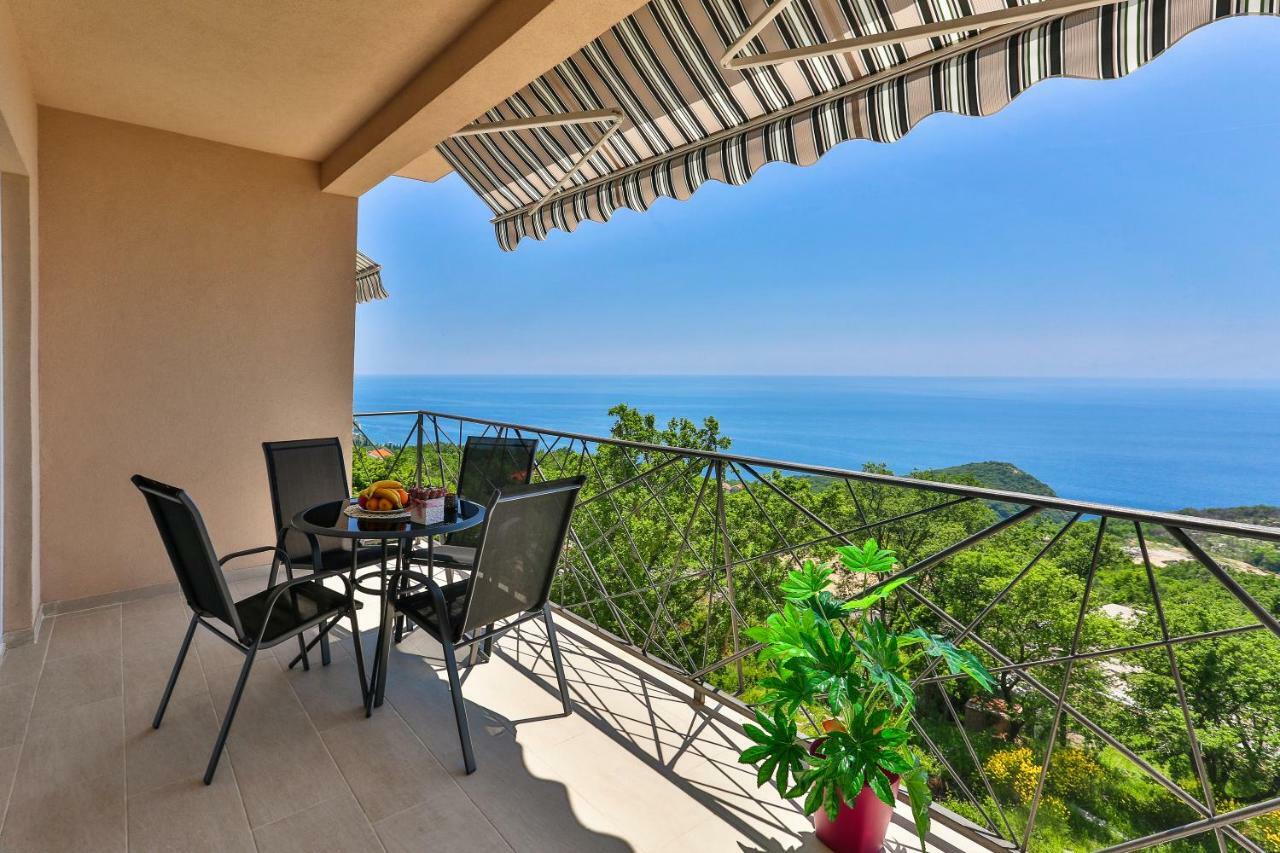 Apartmani Visum Sveti Stefan Ngoại thất bức ảnh