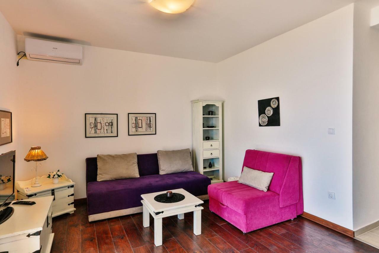 Apartmani Visum Sveti Stefan Ngoại thất bức ảnh