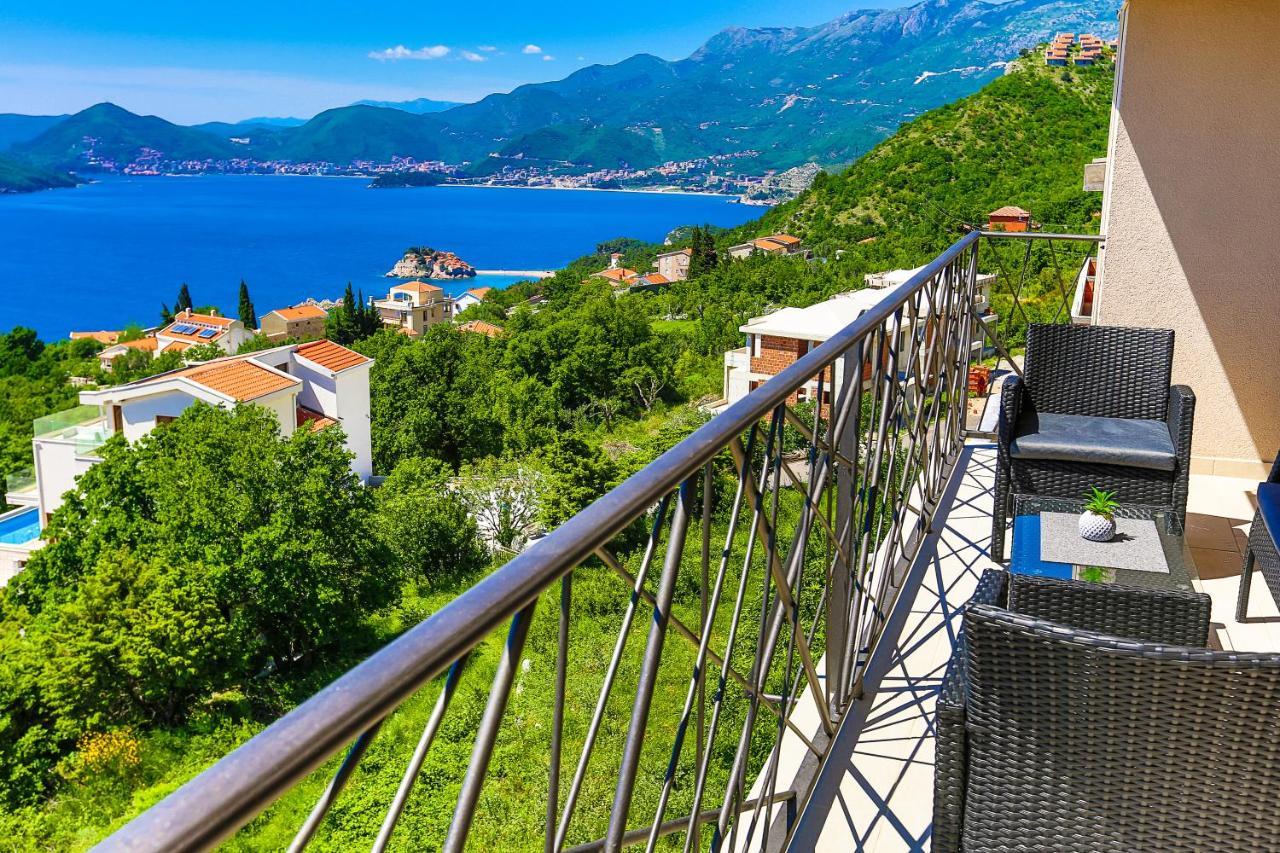 Apartmani Visum Sveti Stefan Ngoại thất bức ảnh