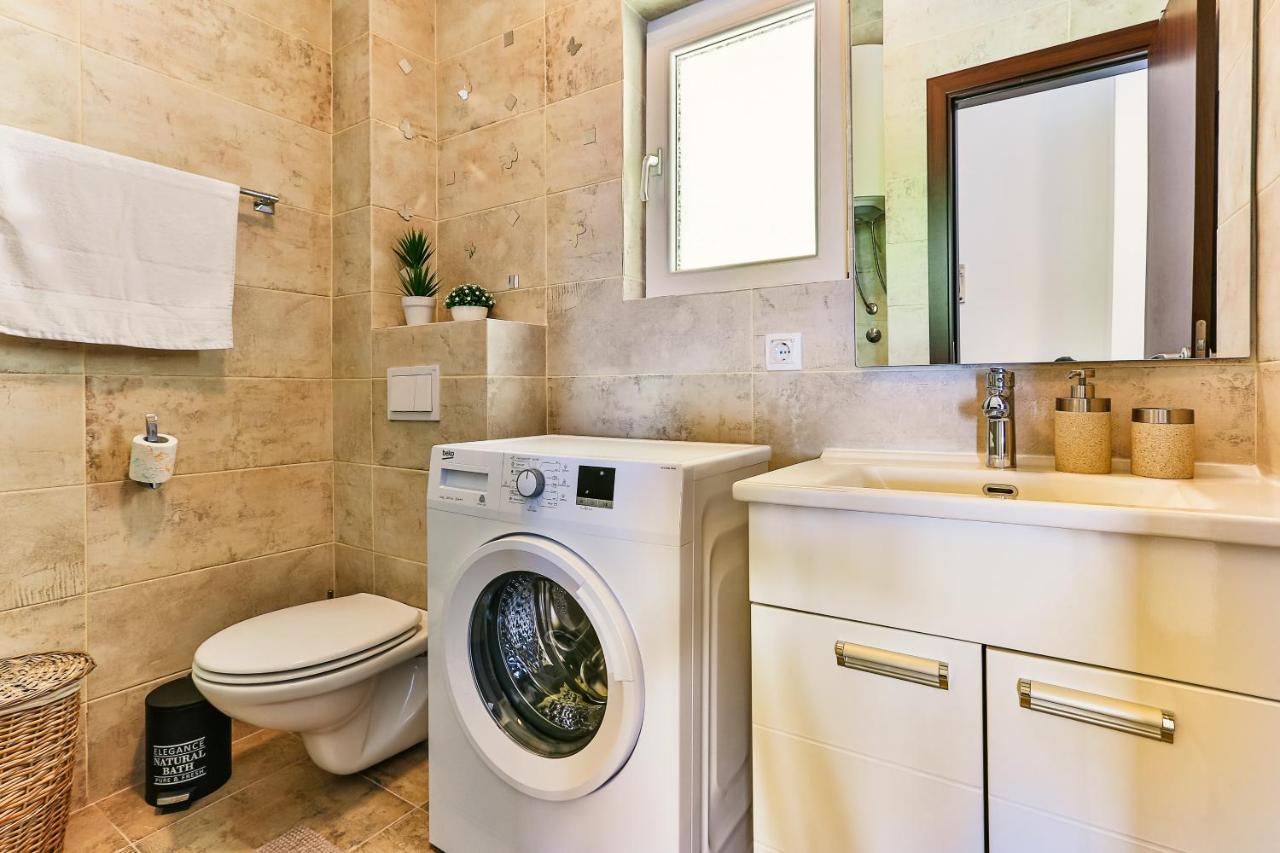 Apartmani Visum Sveti Stefan Ngoại thất bức ảnh